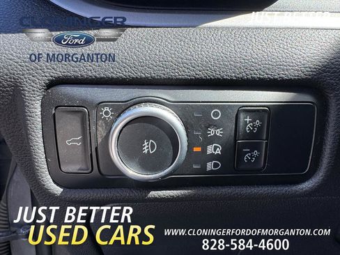 Used 2024 Ford Explorer XLT w/ Equipment Group 202A image 23