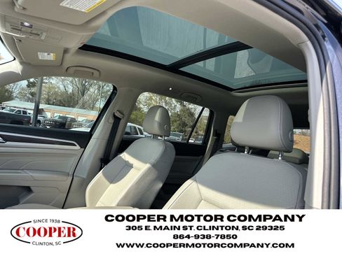 Used 2023 Volkswagen Atlas SE w/ Panoramic Sunroof Package image 29
