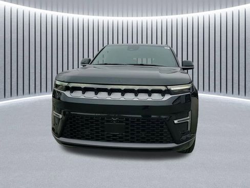 New 2026 Jeep Grand Wagoneer 4WD image 19