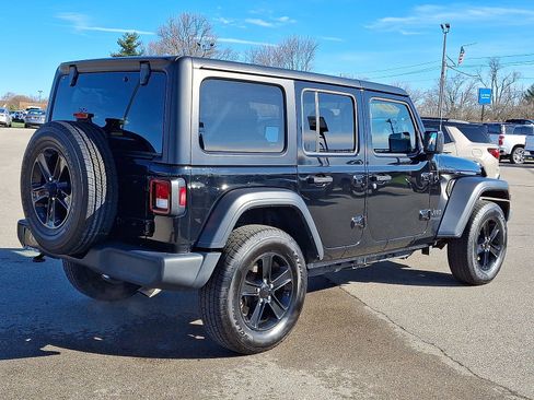 Used 2022 Jeep Wrangler Unlimited Sport AWD/4WD image 24