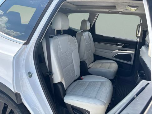 Used 2022 Kia Telluride SX w/ SX Prestige Package AWD/4WD image 29