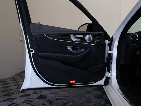 Used 2020 Mercedes-Benz E 350 Sedan image 14