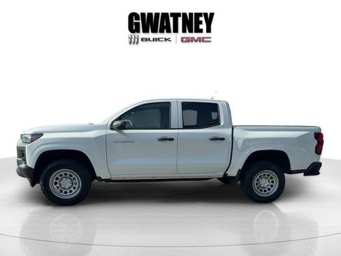Used 2023 Chevrolet Colorado W/T RWD image 9