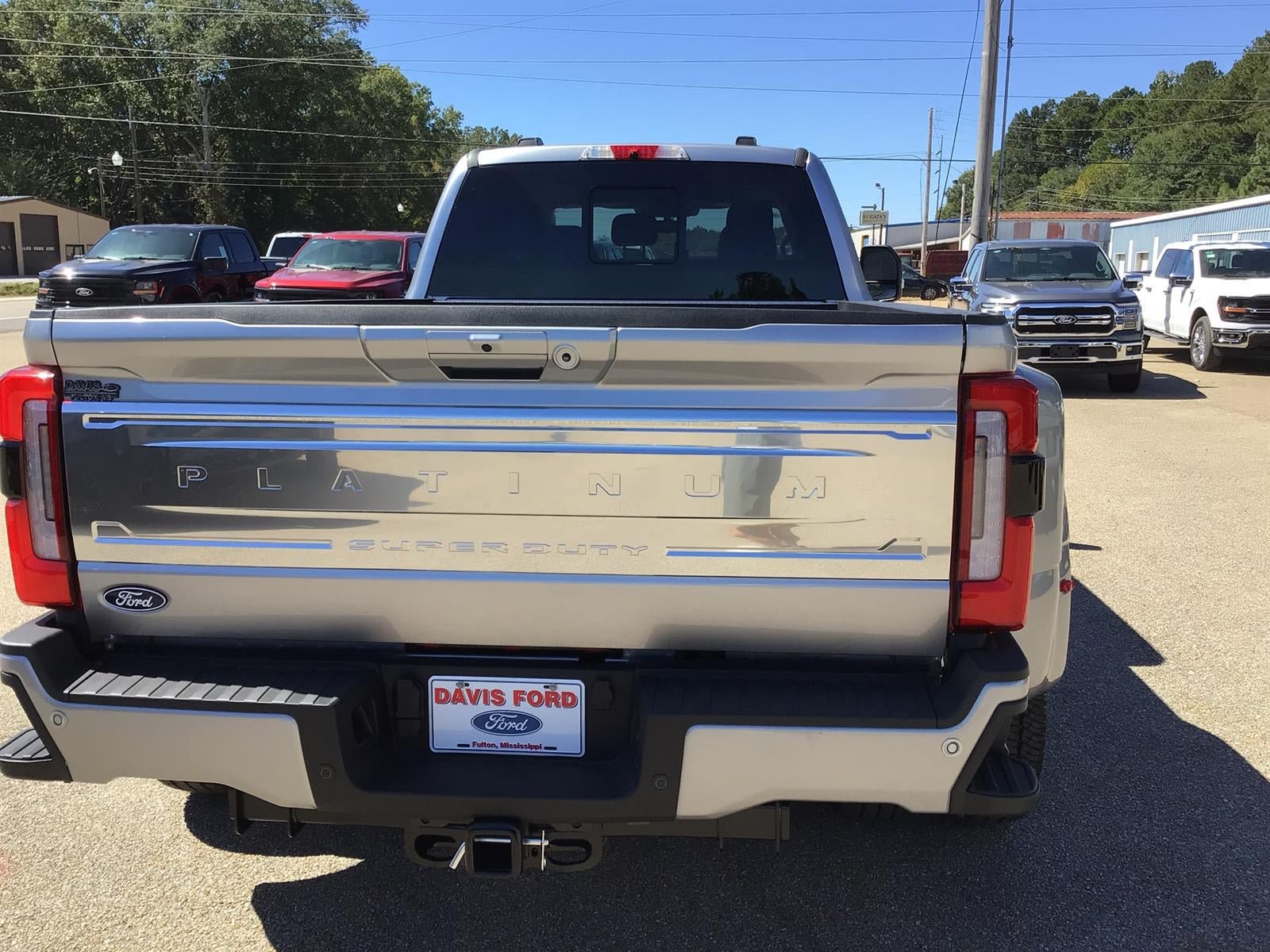 New 2027 Ford F350 Platinum w/ Platinum Plus Package AWD/4WD image 11