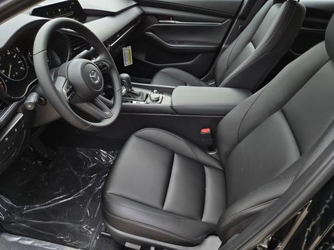New 2026 MAZDA MAZDA3 2.5 S Sedan w/ Preferred Pkg image 17