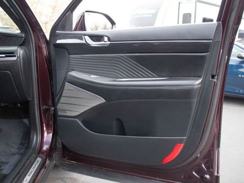 Used 2024 Hyundai Palisade Calligraphy image 21