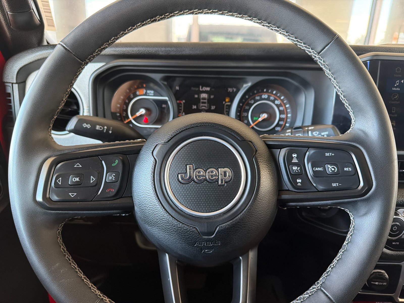 Used 2025 Jeep Wrangler Unlimited Sport AWD/4WD image 26