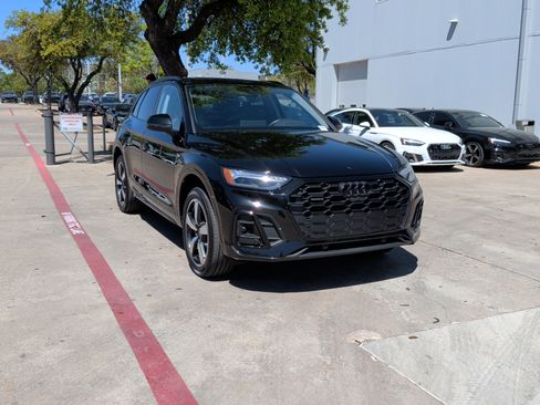 Certified 2023 Audi Q5 2.0T Prestige w/ Prestige Package AWD/4WD image 2