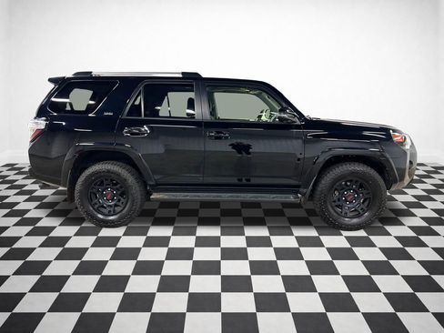 Used 2024 Toyota 4Runner SR5 Premium w/ Moonroof Package AWD/4WD image 11