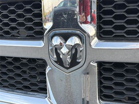Used 2014 RAM 3500 Tradesman w/ Chrome Appearance Group AWD/4WD image 10