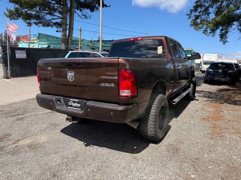 Used 2014 RAM 2500 Tradesman w/ Chrome Appearance Group image 3