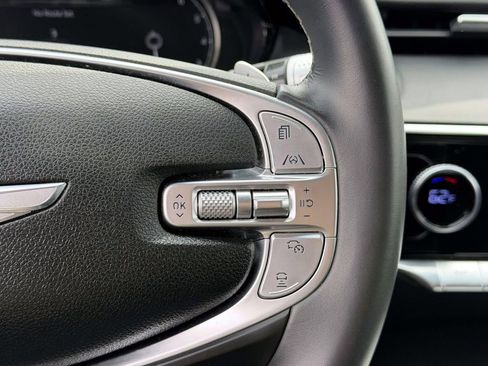 Certified 2025 Genesis GV70 2.5T AWD/4WD image 20