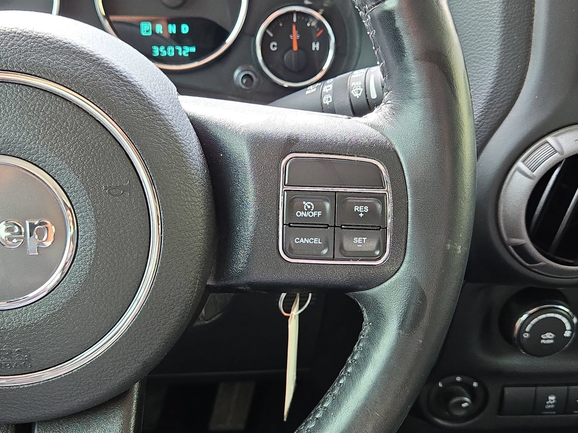 Used 2017 Jeep Wrangler Sport w/ Quick Order Package 24S AWD/4WD image 21