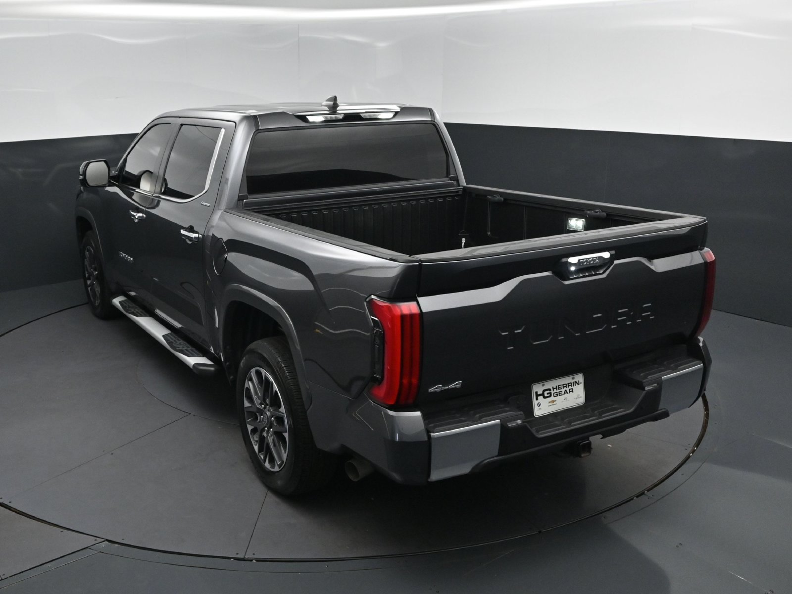 Used 2026 Toyota Tundra Limited w/ Power Package AWD/4WD image 34