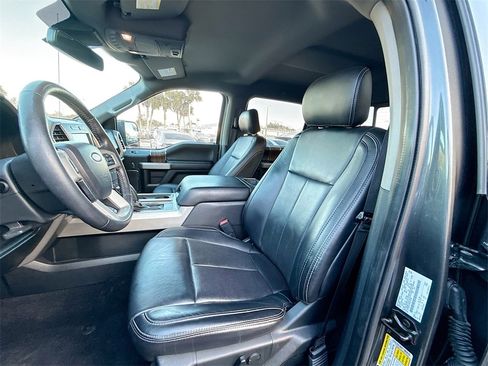 Used 2019 Ford F150 Lariat w/ Trailer Tow Package image 23