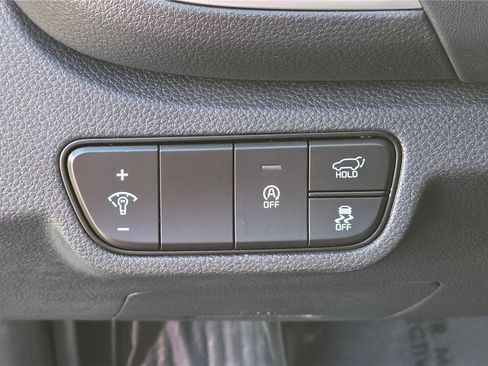 Certified 2026 Kia Seltos EX AWD/4WD image 17