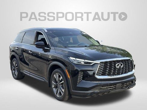 Used 2025 INFINITI QX60 Luxe w/ Vision Package AWD/4WD image 6