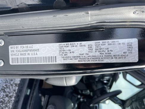 Used 2023 Jeep Wrangler Sport S image 38