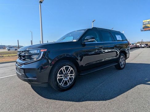New 2025 Ford Expedition Max Active image 9