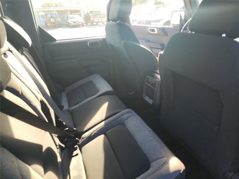 New 2025 Ford Bronco 4-Door image 22