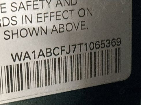 New 2026 Audi Q3 quattro 2.0T AWD/4WD image 24