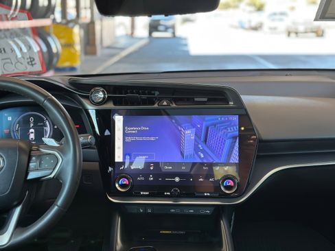 Used 2023 Lexus RZ 450e Premium image 19