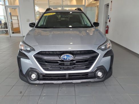 Certified 2024 Subaru Outback Premium AWD/4WD image 2