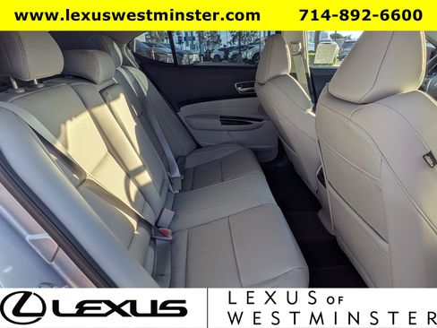 Used 2018 Acura TLX w/ Technology Package image 7