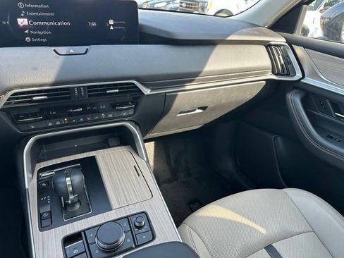 Used 2025 MAZDA CX-90 Plug-In Hybrid w/ Preferred AWD/4WD image 16