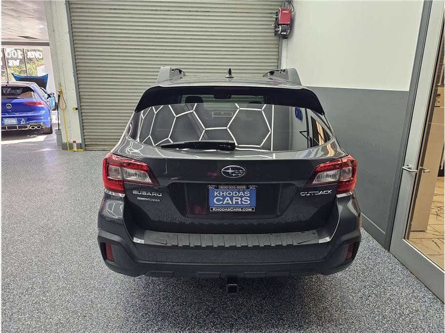 Used 2019 Subaru Outback 2.5i Premium AWD/4WD image 4