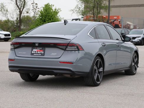 Used 2023 Honda Accord Sport image 9