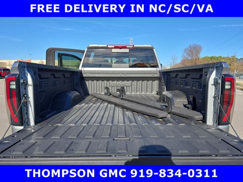 New 2026 GMC Sierra 2500 AT4 w/ AT4 Preferred Package image 12