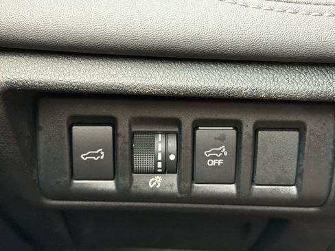 Used 2021 Subaru Outback Touring XT AWD/4WD image 28