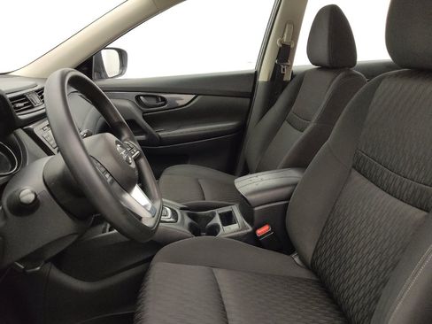 Used 2020 Nissan Rogue S AWD/4WD image 17