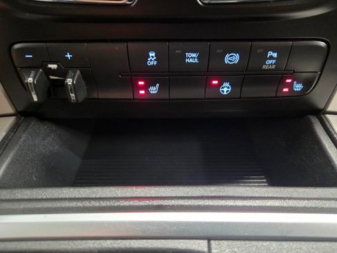 Used 2016 RAM 3500 Big Horn image 52