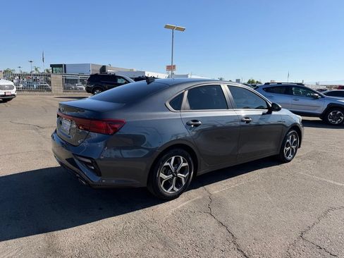 Used 2021 Kia Forte LXS FWD image 6