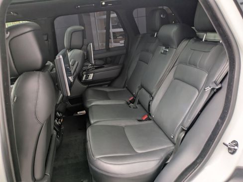 Used 2019 Land Rover Range Rover Supercharged image 32