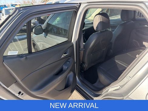 Used 2024 Buick Encore GX Sport Touring image 16