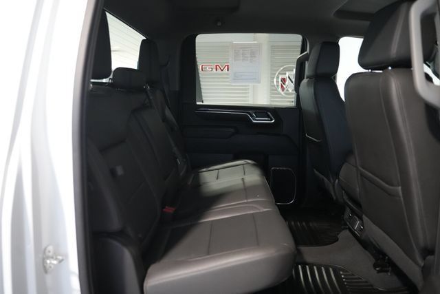Used 2024 Chevrolet Silverado 2500 LTZ AWD/4WD image 17