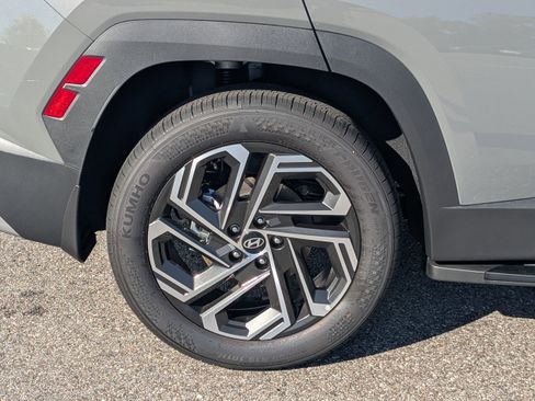 New 2026 Hyundai Tucson Limited image 13