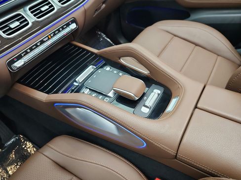 Certified 2026 Mercedes-Benz GLS 450 4MATIC image 11