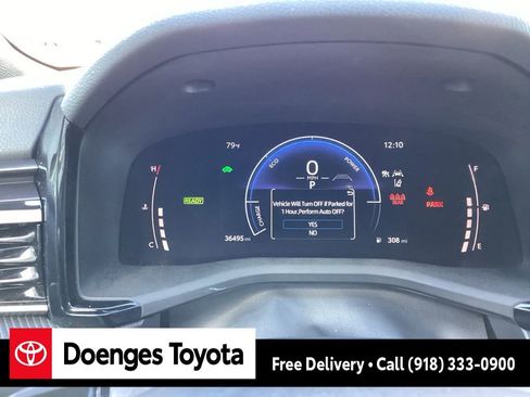 Used 2025 Toyota Camry SE image 26