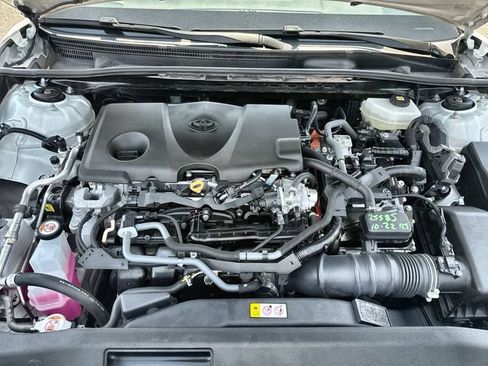 Used 2025 Toyota Camry XSE FWD image 24