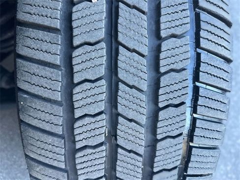 Used 2019 Ford F150 Lariat image 11