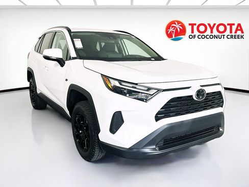 Used 2023 Toyota RAV4 XLE FWD image 1