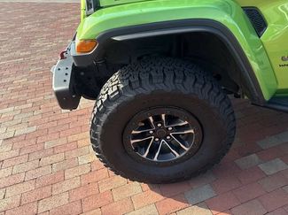 Used 2025 Jeep Wrangler Unlimited Rubicon AWD/4WD video 2