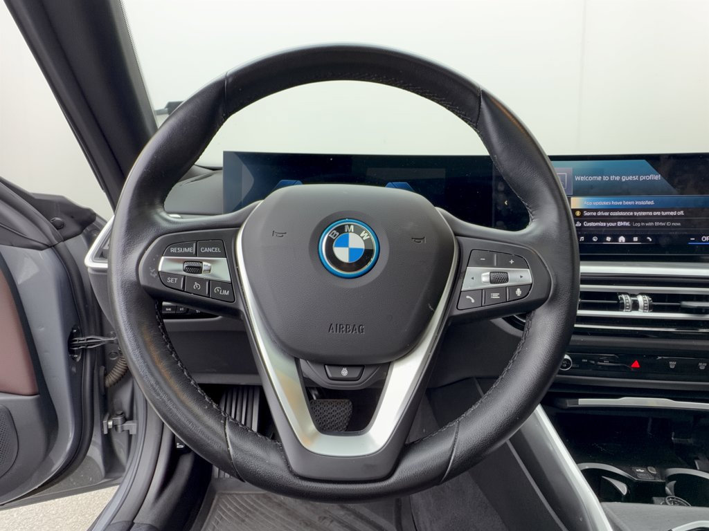 Used 2024 BMW i4 eDrive35 w/ Premium Package RWD image 10