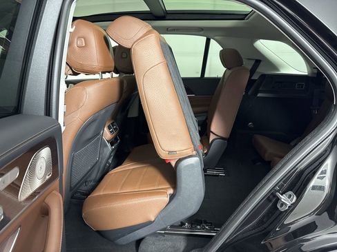 Certified 2025 Mercedes-Benz GLE 450 4MATIC image 21