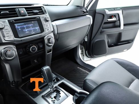 Used 2014 Toyota 4Runner 4WD image 62