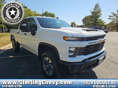 New 2026 Chevrolet Silverado 2500 Custom image 3